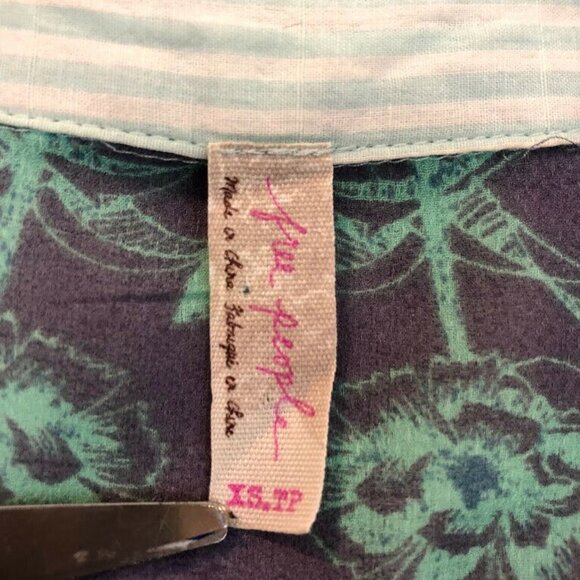 Free People Size XS Oxford Combo Party in the Back Striped Button Shirt Relaxed - Picture 3 of 7